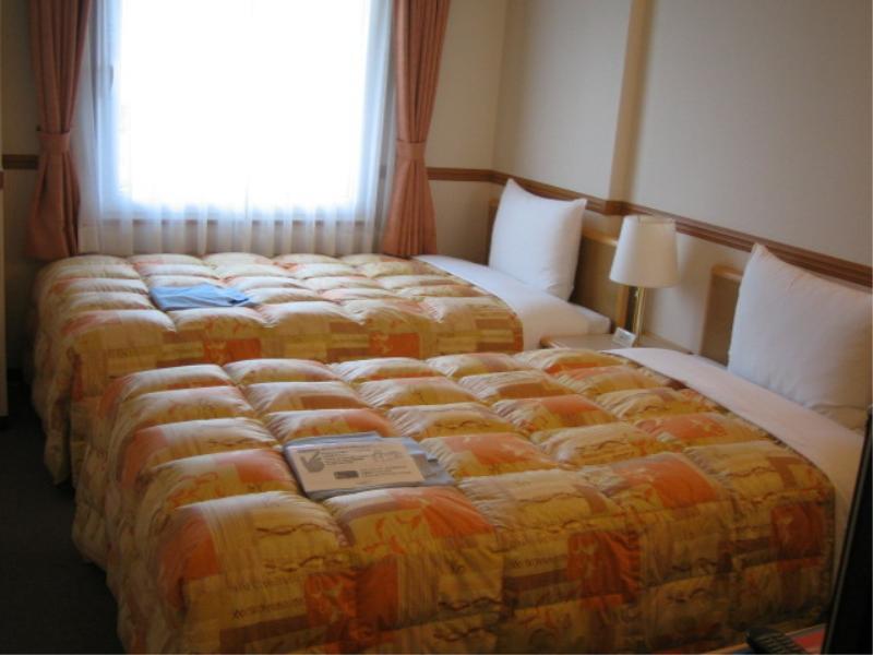 Toyoko Inn Osaka Jr Noda Ekimae Екстериор снимка
